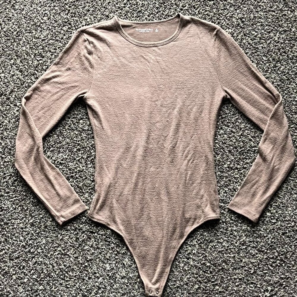 Abercrombie & Fitch Soft and Comfy Bodysuit Womens Medium Cotton Top - Picture 1 of 8
